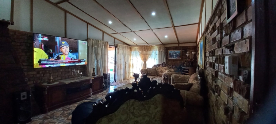 4 Bedroom Property for Sale in Meiringspark North West